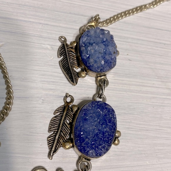 Silver and blue druzy stone necklace - Picture 7 of 16